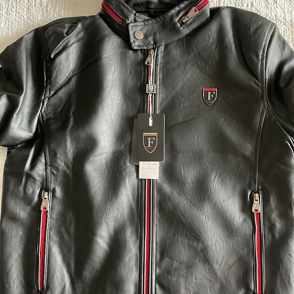 F Collections - BLACK - Made in ITALY 🇮🇹 - Vegan ‘Leather’ - Luxury Jacket - Picture 3 of 5